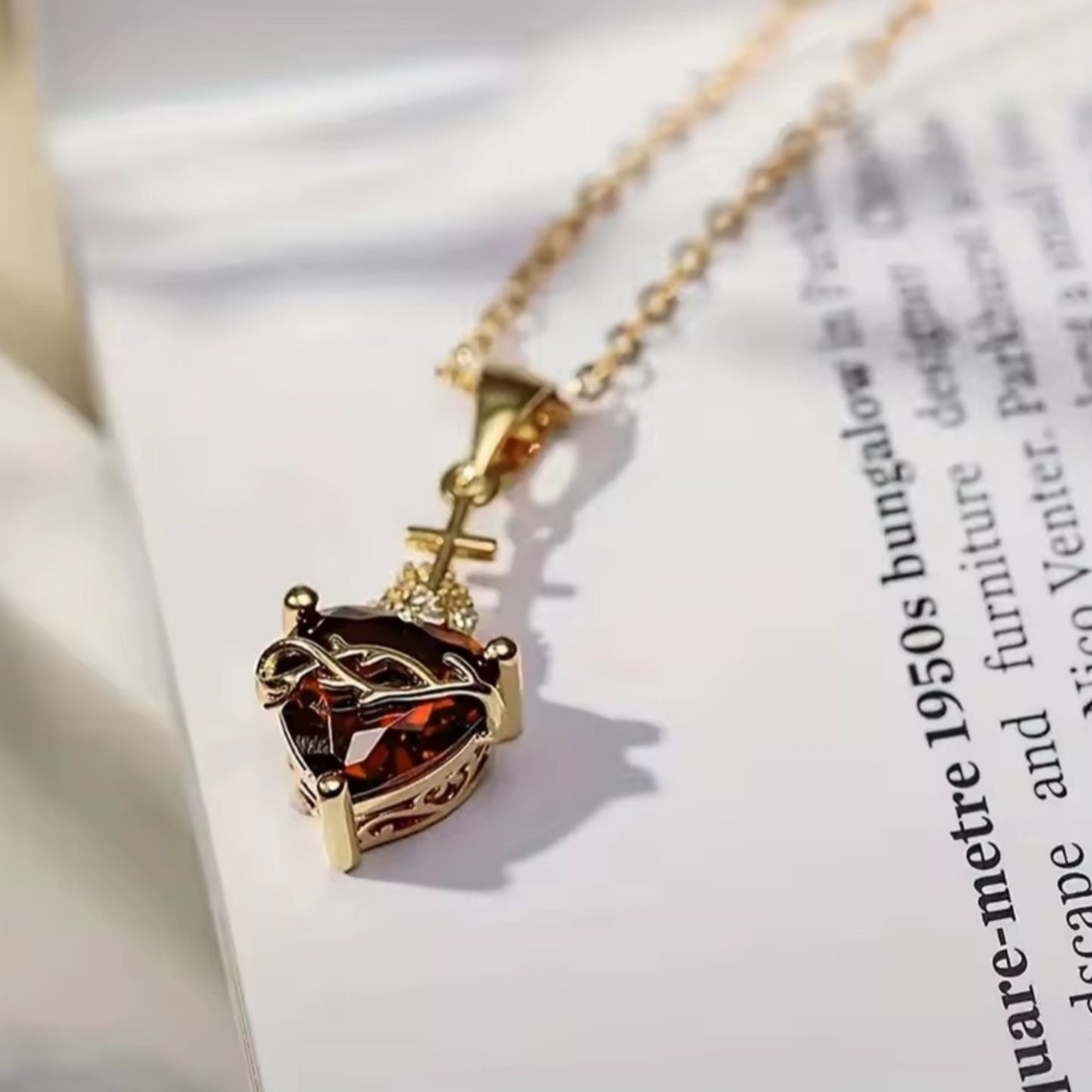 Collar Sagrado Corazón de Jesús